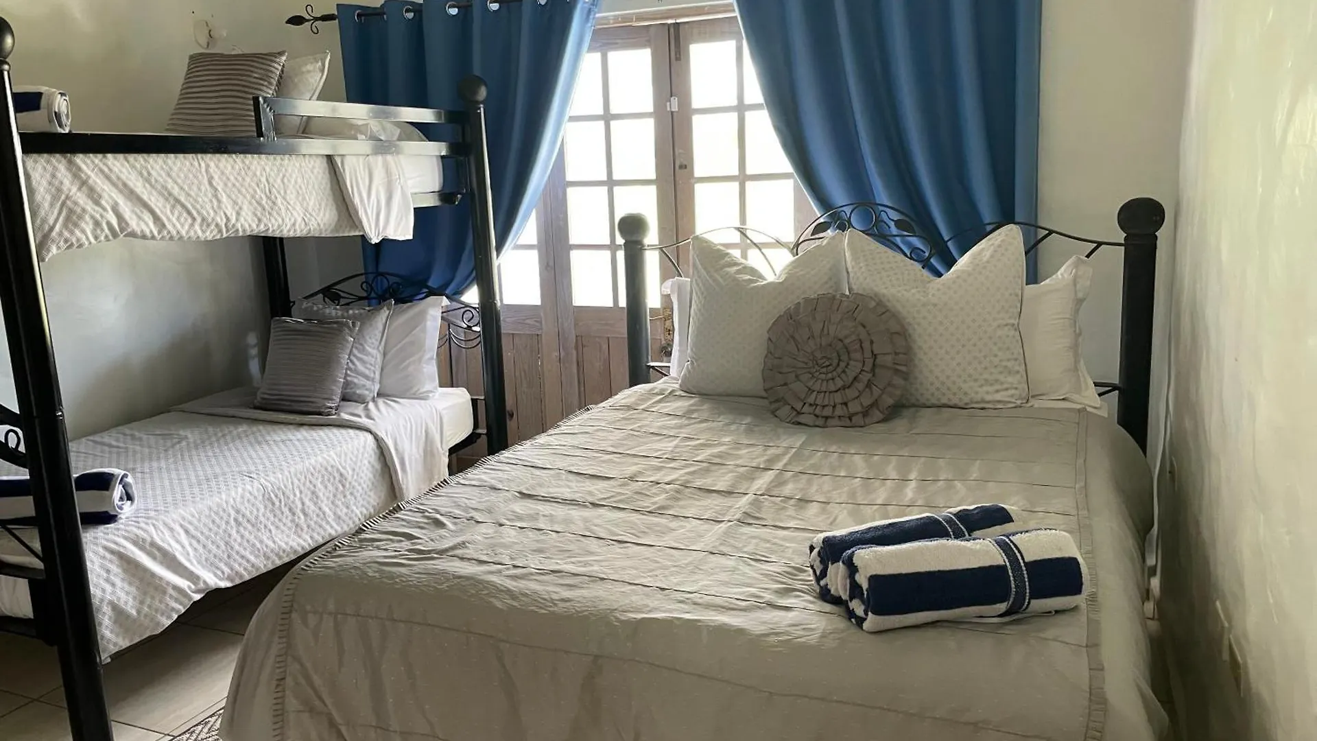 Sugarbird Villa Black Rock